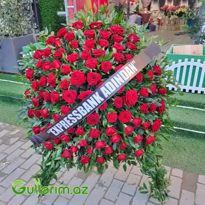 Qızılgül gül çələngi(Əkili-Gul celengi)